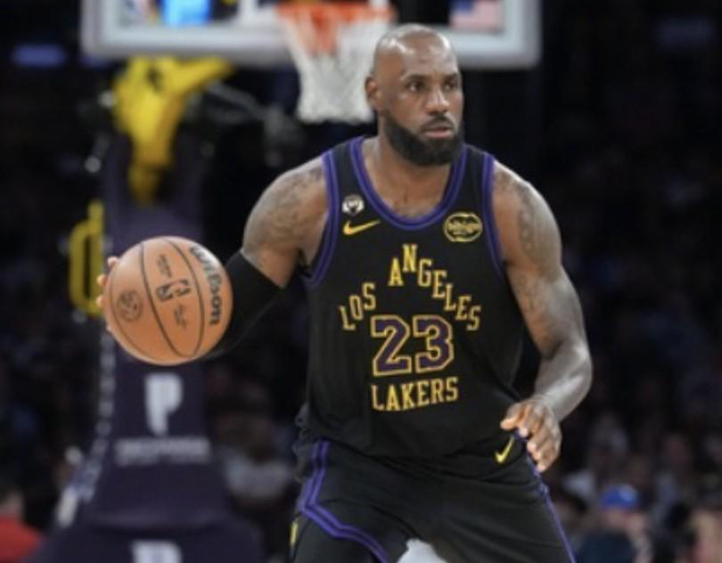 星空体育赛事运营中心-徐静雨：詹姆斯要打替补了！我提前做出这种预测